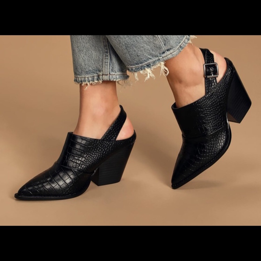 Tilani black crocodile embossed pointed toe Mules